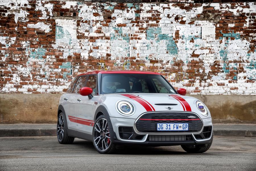  Mini John Cooper Works Clubman (F54) 2019 года  (ZA) (фото 1 из 40)